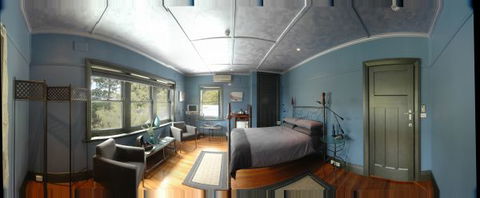 Oakdene Vineyards Guesthouse - Sydneys Hotel 1