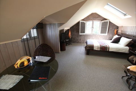 Oakdene Vineyards Guesthouse - Sydneys Hotel 2