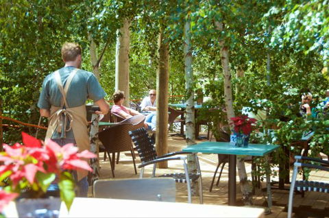 Oakdene Vineyards Guesthouse - Sydneys Hotel 5