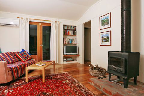 Oakhill Cottage - Sydneys Hotel 1