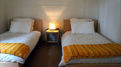 Oakhill Cottage - Sydneys Hotel 4