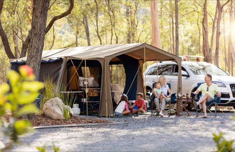 Paradise Country Farmstay - Sydneys Hotel 2