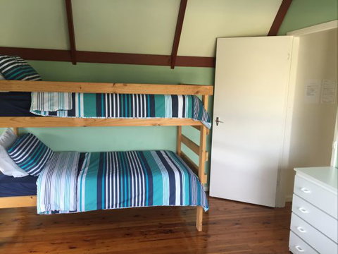 Royhaven Holiday Let - Sydneys Hotel 6