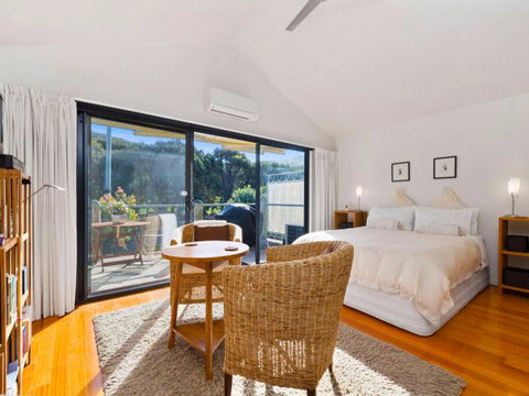 Stephanie's At Onion Bay - Sydneys Hotel 5