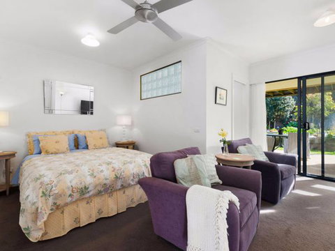 Stephanie's At Onion Bay - Sydneys Hotel 6