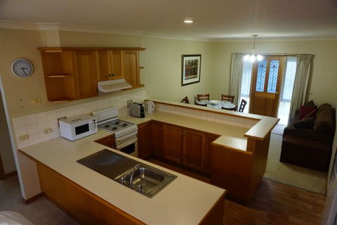 Abrigo Apartment - Sydneys Hotel 3
