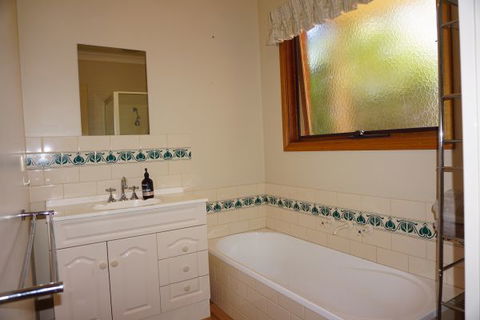 Abrigo Apartment - Sydneys Hotel 5