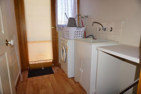 Abrigo Apartment - Sydneys Hotel 9