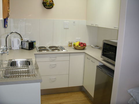 Adelaide Hills B&B Accommodation - Sydneys Hotel 1