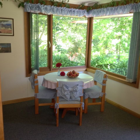 Adelaide Hills B&B Accommodation - Sydneys Hotel 2