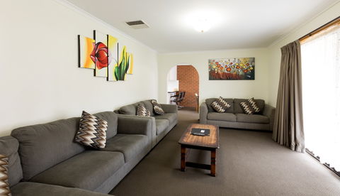 Advance Motel - Sydneys Hotel 6