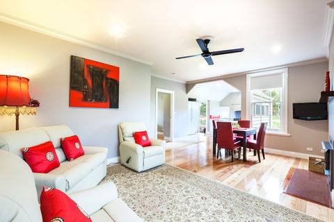 Amaroo Farm - Sydneys Hotel 5