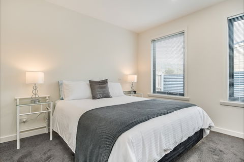 Apartments On Fraser Bicheno - Sydneys Hotel 2