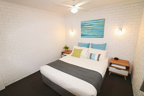 Aquarius Merimbula - Sydneys Hotel 2