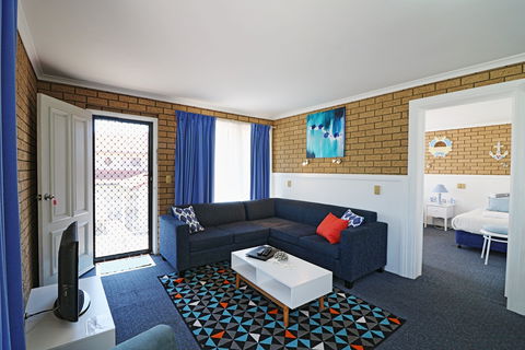 Aquarius Merimbula - Sydneys Hotel 3