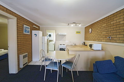 Aquarius Merimbula - Sydneys Hotel 8