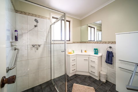 Flinders Ranges Bed And Breakfast - Sydneys Hotel 1