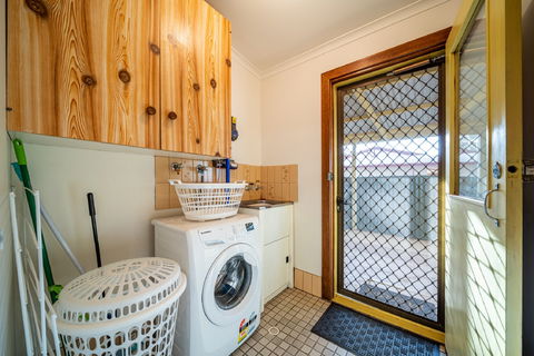 Flinders Ranges Bed And Breakfast - Sydneys Hotel 2