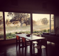 Girragirra Retreat - Sydneys Hotel