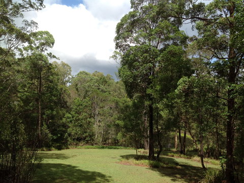 Maleny Country Cottages - Sydneys Hotel 2