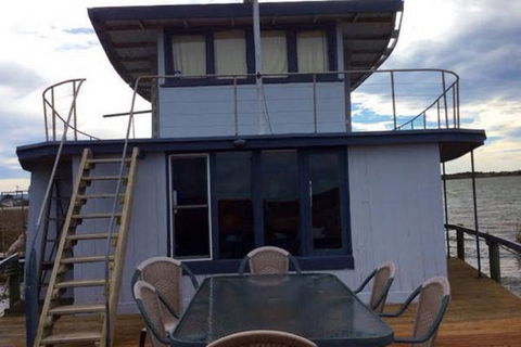 PS Federal Retreat Goolwa - Sydneys Hotel 1