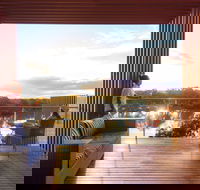 The Frames - Luxury Riverland Accommodation