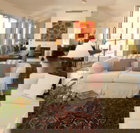 Thorn Park by the Vines - Sydneys Hotel