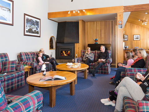 Valhalla Perisher - Sydneys Hotel 3