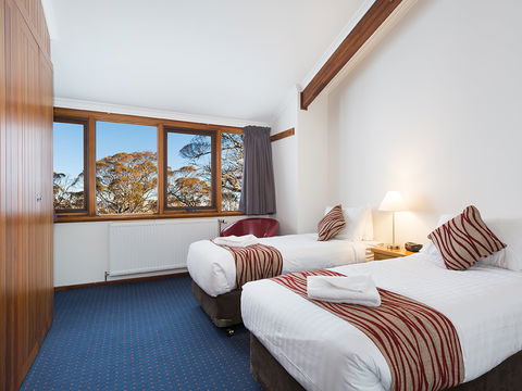 Valhalla Perisher - Sydneys Hotel 4