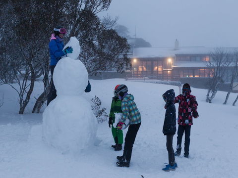 Valhalla Perisher - Sydneys Hotel 9