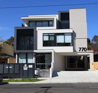 Whitehorse Apartments Hotel - Sydneys Hotel