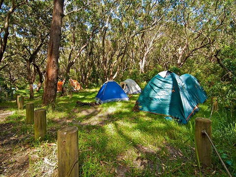 Yagon Campground - Sydneys Hotel 3