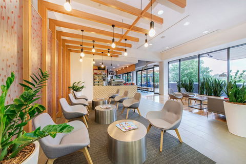 Abode Woden - Sydneys Hotel 4