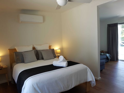 Alkira Studios Fish Creek - Sydneys Hotel 1