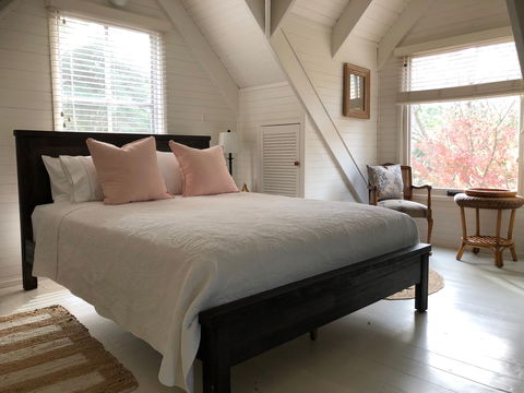 Arcadia Cottages At Cambewarra - Sydneys Hotel 4