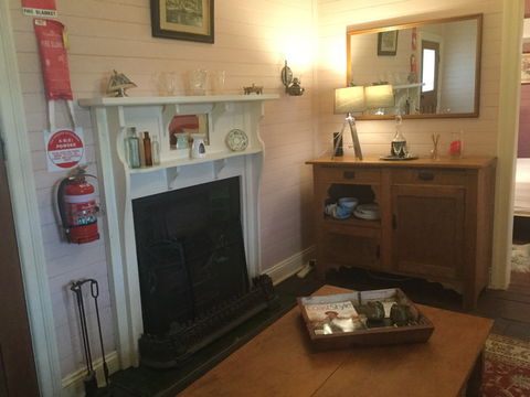 Arcadia Cottages At Cambewarra - Sydneys Hotel 7