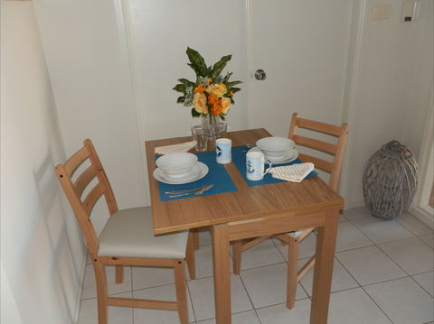 Azure Haven - Sydneys Hotel 2