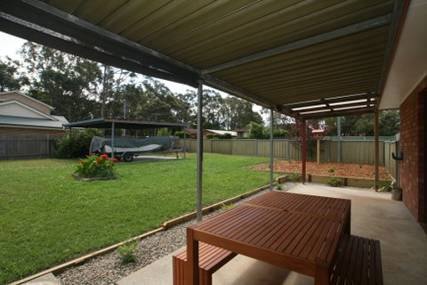 Badgee Holiday Home - Sydneys Hotel 0