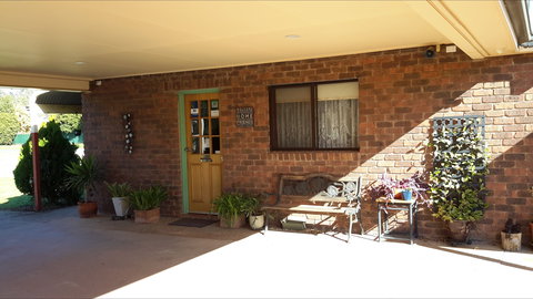 Barham Colonial Motel - Sydneys Hotel 0