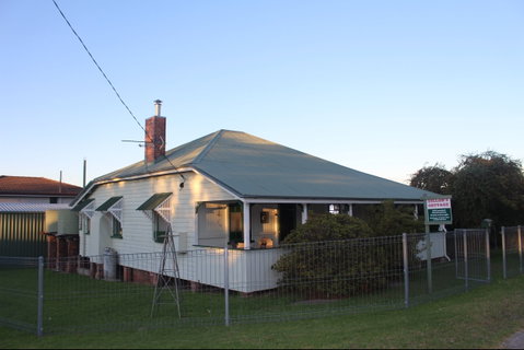 Dillons Cottage Stanthorpe - Sydneys Hotel 0