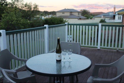 Dillons Cottage Stanthorpe - Sydneys Hotel 8