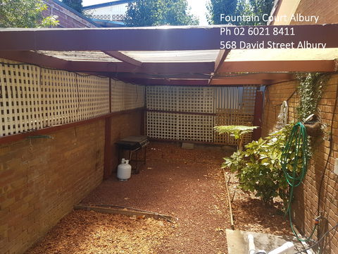 Fountain Court Motor Inn Albury - Sydneys Hotel 1
