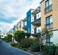 Oceanic on Thompson Apartments