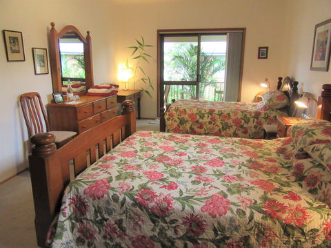 Peaceful Palms Bed And Breakfast - Sydneys Hotel 0