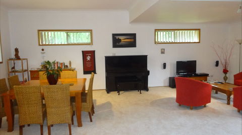 Peaceful Palms Bed And Breakfast - Sydneys Hotel 5