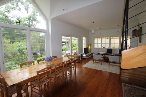 Phinney's Holiday Cottage Hyams Beach - Sydneys Hotel 1