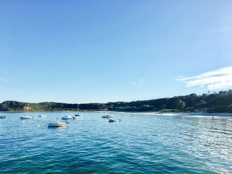 RT Edgar Flinders - Sydneys Hotel 1