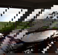 Seaside Farm Retreat - Sydneys Hotel