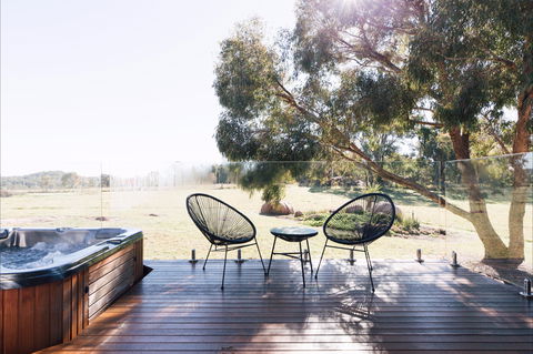 Alure Stanthorpe - Sydneys Hotel 1