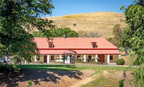 Brigham House - Tooma - Sydneys Hotel 0